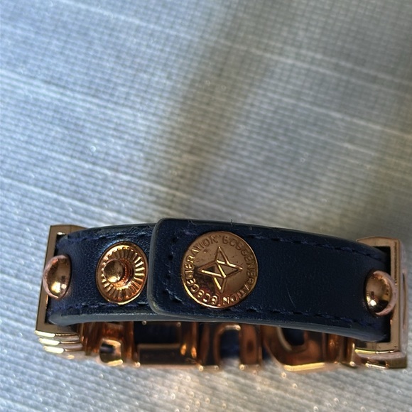 BCBGeneration DAY DREAM affirmation bracelet - Picture 5 of 6